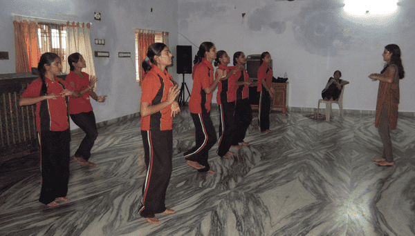 Shenal teaching Kathak